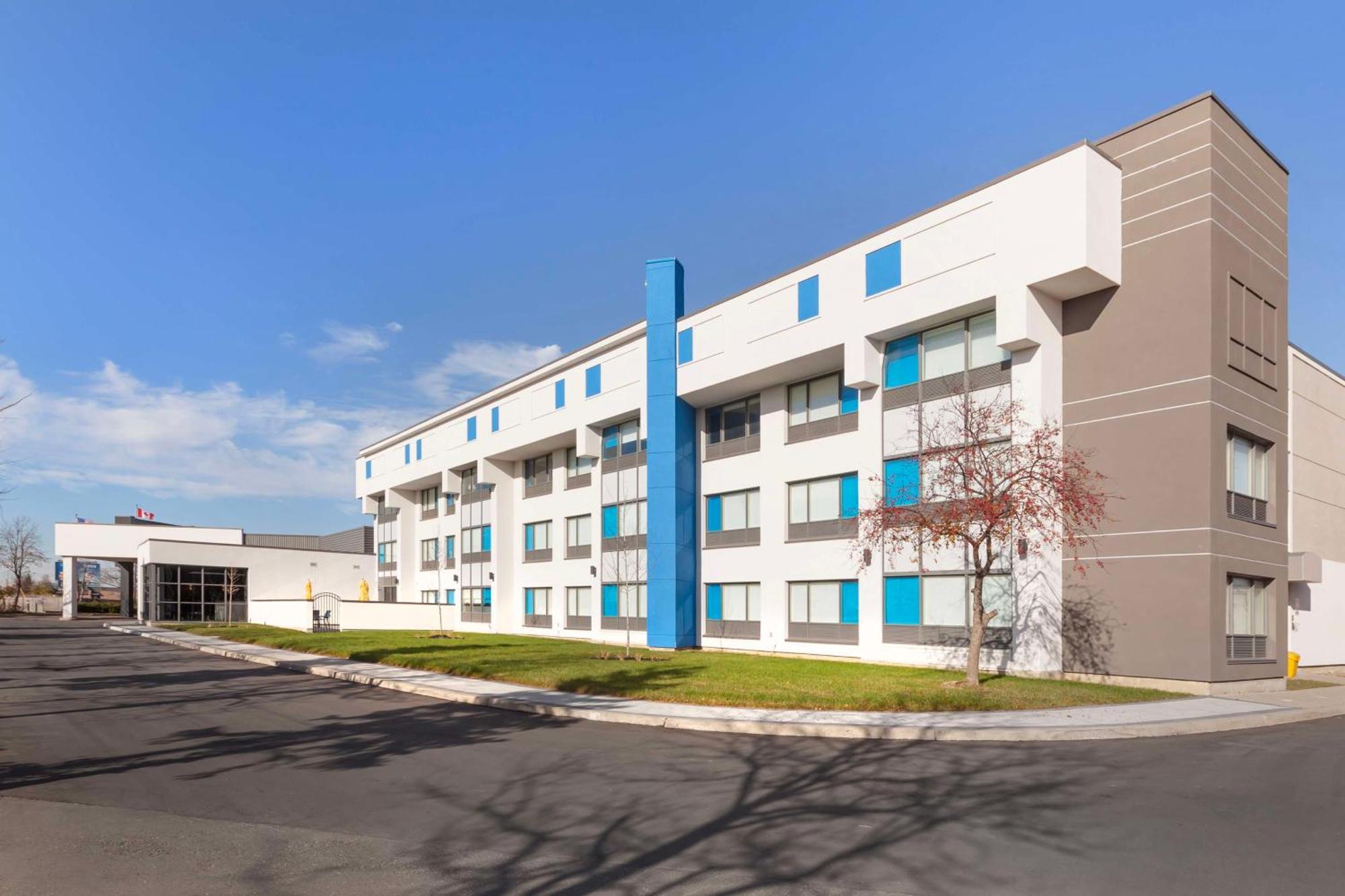 Glo Best Western Mississauga Corporate Centre Exterior foto