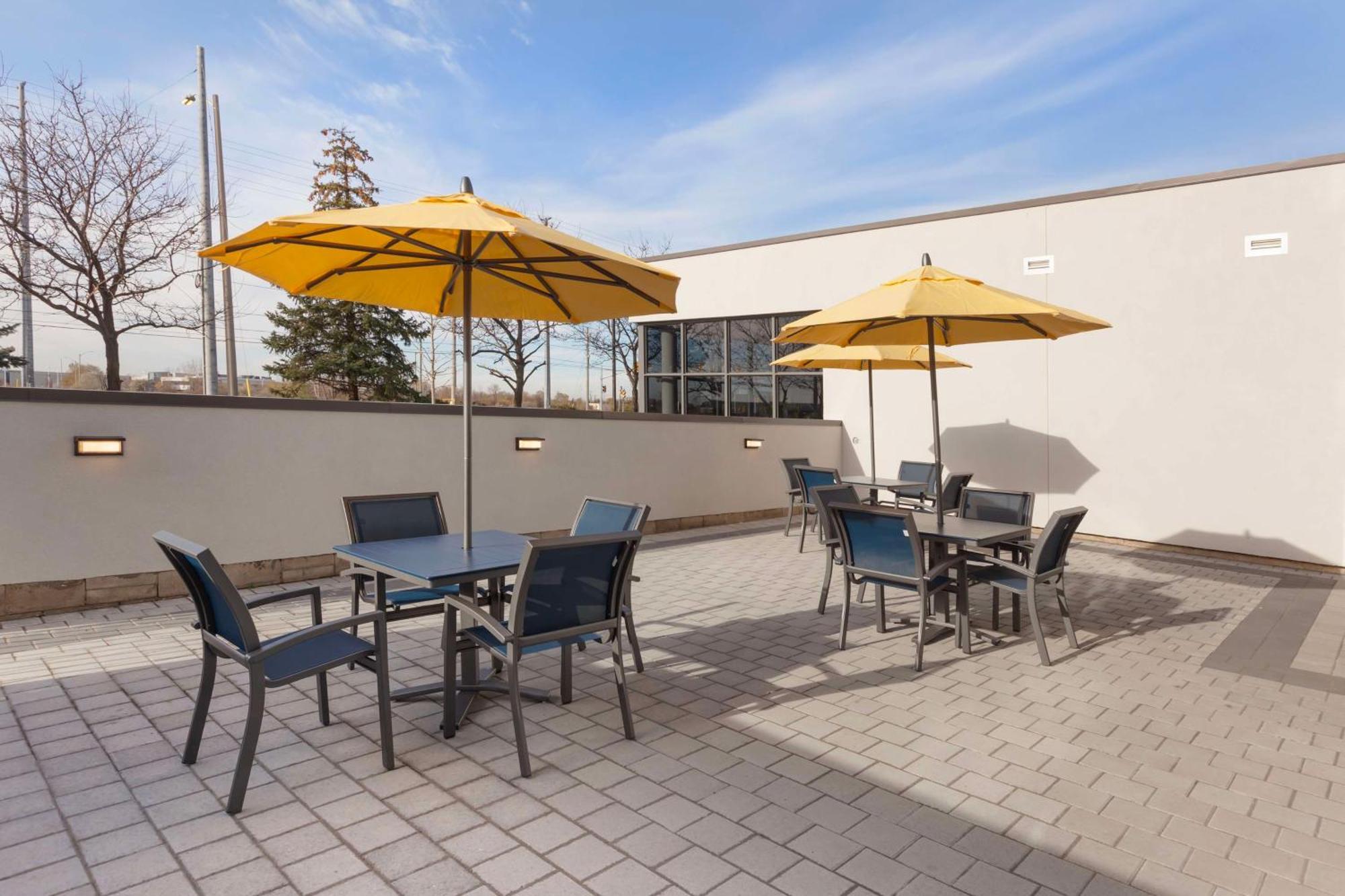 Glo Best Western Mississauga Corporate Centre Exterior foto
